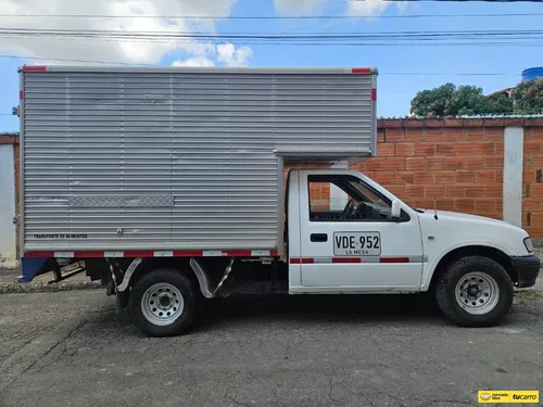 Furgon Chevrolet Luv Tfr 4x2 2500cc Mt