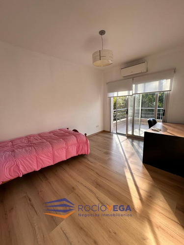 Casa En Venta En Barrio Santa Ana Moreno