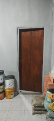 Casa Com 3 Cômodos E 1 Banheiro