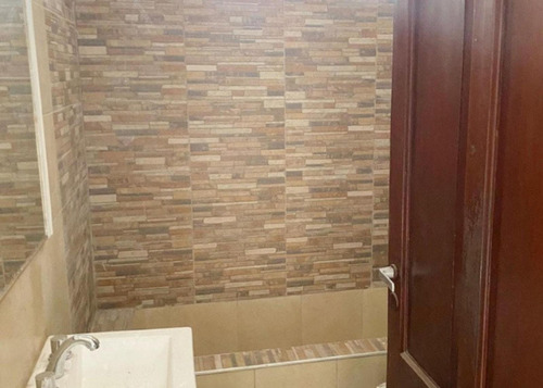 Casa En Venta - 3 Dormitorios 1 Baño - Pergamino