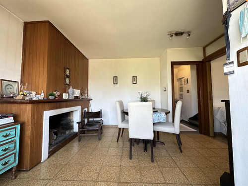 Casa En Venta De 4 Dormitorios En Malvin (ref: Gmu-104)