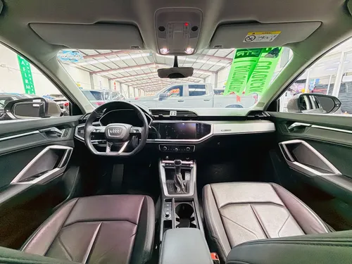Audi Q3 Select 2022