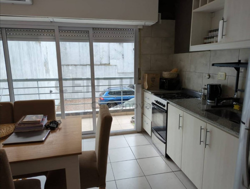 Imagen 5 de 10 de Venta Departamento Monoambiente En Parque Chas Con Balcon