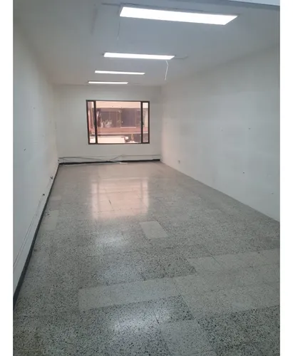 Local Comercial En Itagui, Centro De La Moda