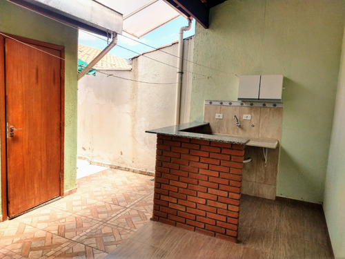 Casa A Venda Em Sorocaba - Condomínio Fechado 3 Dormitórios Com Suíte, Área Gourmet E Escritório - Com Instalação Para Ar Condicionado- Rua Tranquila - Portaria 24h - 2 Vagas De Garagem