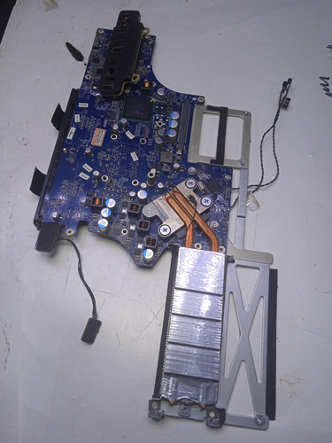 Main Motherboard I Mac A1224 Mod: 820-2143 (Usado)
