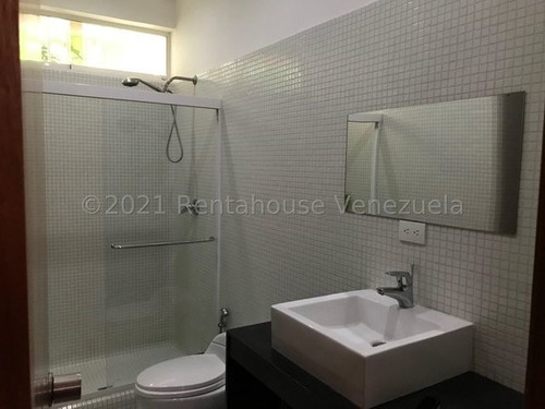 Imagen 9 de 12 de Casa En Venta En Altamira 22-3951 Caro Fermoso 0424 2083128