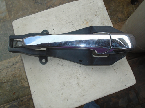 Imagen 2 de 3 de Vendo Manigueta Trasera Izquierda De Mazda Cx7 Año 2012