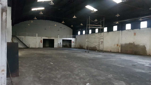 Imagen 3 de 10 de Galpón De 600m2 Ruta Villa Allende Mendiolaza!!! 1500m2 Terreno