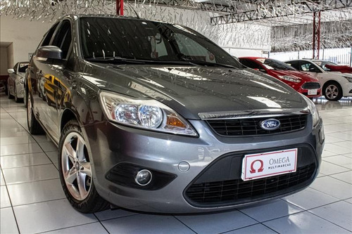Imagem 3 de 11 de Ford Focus 1.6 Gl 16v
