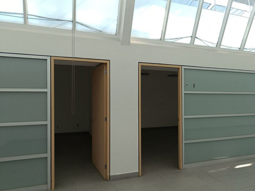 Oficinas Corporativas En Renta En Cantarranas, Cuernavaca Morelos.