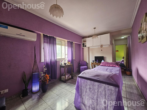 Departamento En Venta Dos Ambientes Con Cochera Cubierta/ Parque Patricios