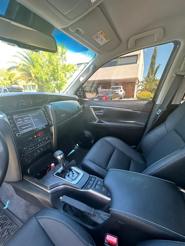 Toyota Hilux SW4 2.8 SRX 204 CV 7 asientos