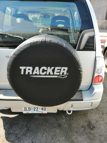 Funda Refacción Tracker 