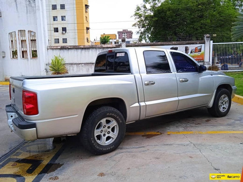Dodge Dakota Slt