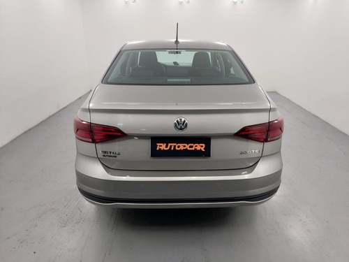 Imagem 6 de 12 de Volkswagen Virtus