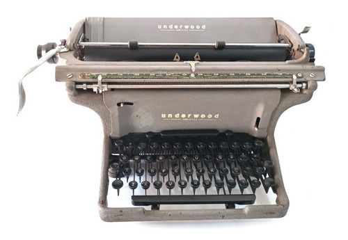 Máquina Escrever Antiga - Underwood - Ano 1930 - Eua