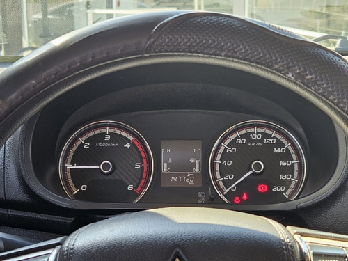 Mitsubishi L200 L200 D/c 2.4 Work Cr 4x2 Wf Doble Airbag Cc