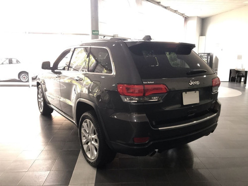 Imagen 8 de 15 de Jeep Grand Cherokee 2017 3.6 V6 Limited Lujo 4x2 At