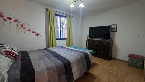 Casa En Venta De 3 Dorm. En Macul
