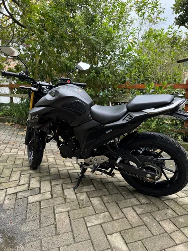 Yamaha Fz