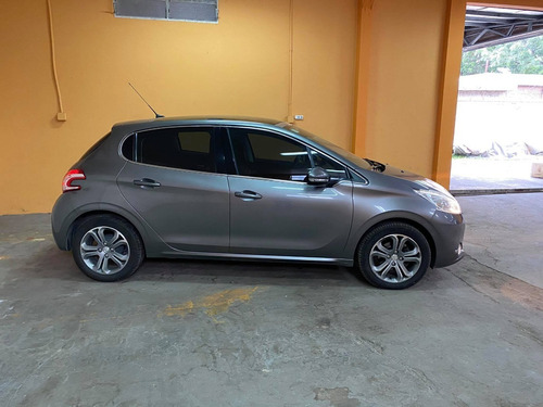 Peugeot 208 1.6 Feline Modelo 2014 Unico Dueño