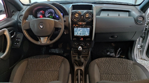 Imagen 7 de 11 de Renault Duster 2017 1.6 Ph2 4x2 Dynamique