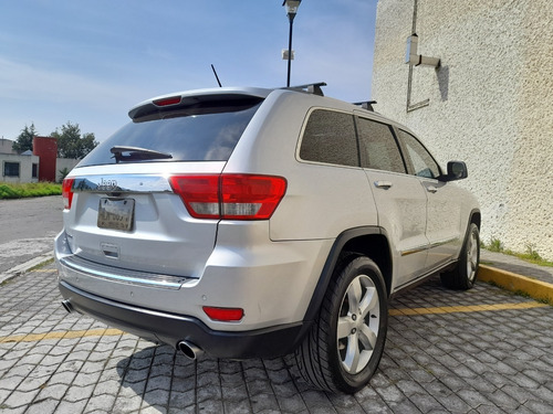 Imagen 5 de 14 de Jeep Grand Cherokee 5.7 Limited Premium V8 Navegación 4x2 Mt