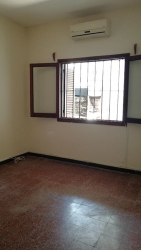 Imagen 17 de 19 de Casa En Venta De 5 Dormitorios C/ Cochera En Buceo