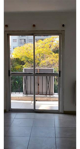 Departamento Mono Ambiente En Venta: Calle Tres De Febrero - Caseros