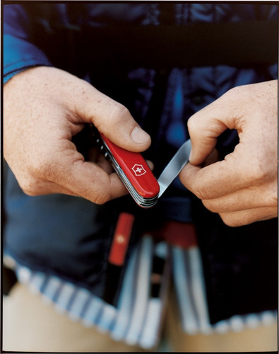 Imagen 7 de 10 de Cortaplumas Victorinox Spartan Rojo 12 Usos Modelo 1.3603