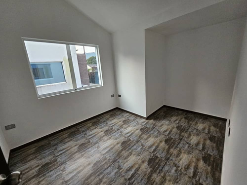 Sky Group Elite Vende Town House Conjunto Residencial Casa Verde Sector La Cumaca San Diego Carabobo.