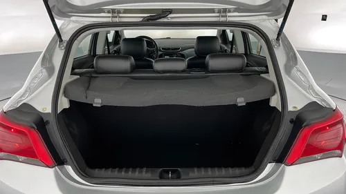 Chevrolet Onix Ltz
