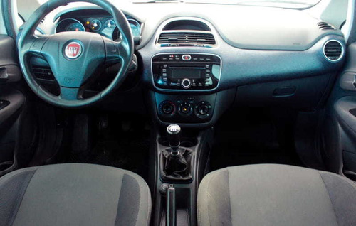 Imagem 5 de 10 de Fiat Punto Attractive 2013