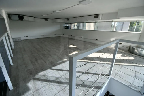 Increible Oficina Con Grandes Espacios En Las Condes 176m2