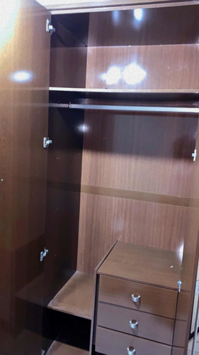 Imagem 5 de 5 de Guarda-roupa