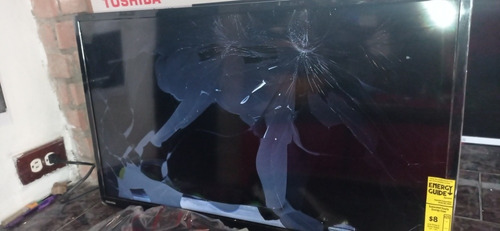 Imagen 2 de 8 de Tv Televisor Led Toshiba 32l1400 Nuevo Pantalla Partida