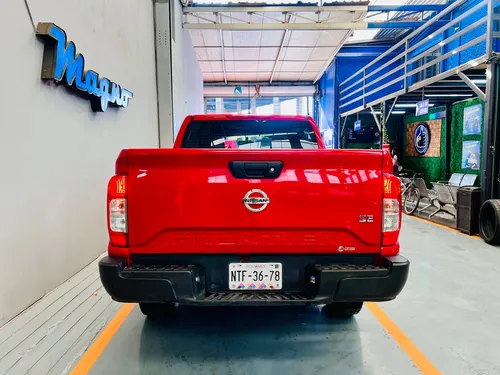 Nissan Frontier Se