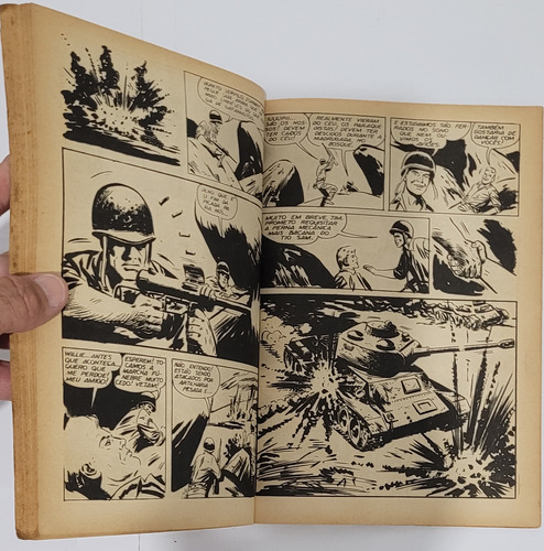 Hq Almanaque De Histórias De Combate Leia O Anúncio (Usado)