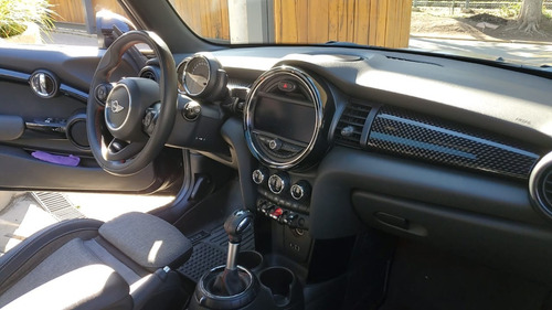 Imagen 4 de 11 de Mini Cooper S 2.0 F56 Look Jcw 192cv