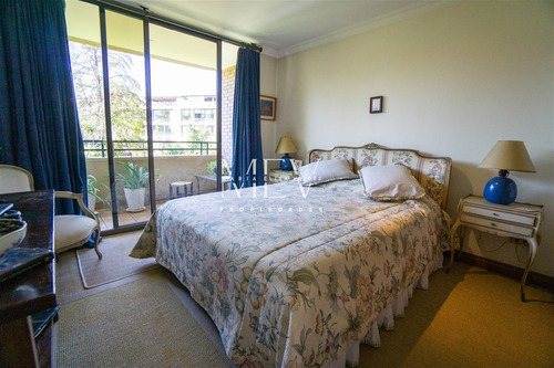 Departamento En Venta De 4 Dorm. En Lo Barnechea