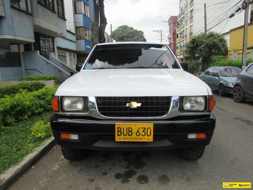 Chevrolet Luv Estacas
