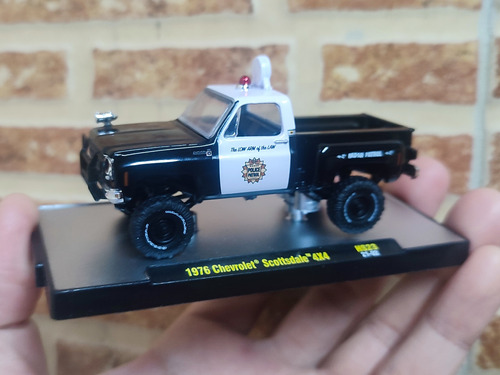 M2 Machine Squarebody Chevrolet Police 