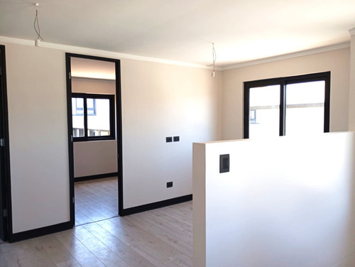 Vende Casa Nueva En Sector Residencial - La Serena