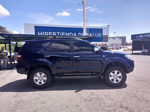 Imagen 4 de 16 de Toyota Fortuner