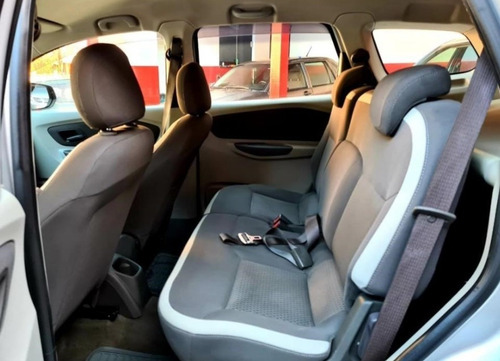 Chevrolet Gm Spin Lt 1.8 Prata 2014
