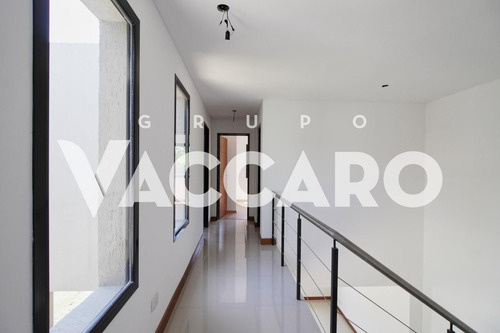 Imagen 8 de 30 de Duplex Venta Barrio Cerrado Moreno Zona Oeste