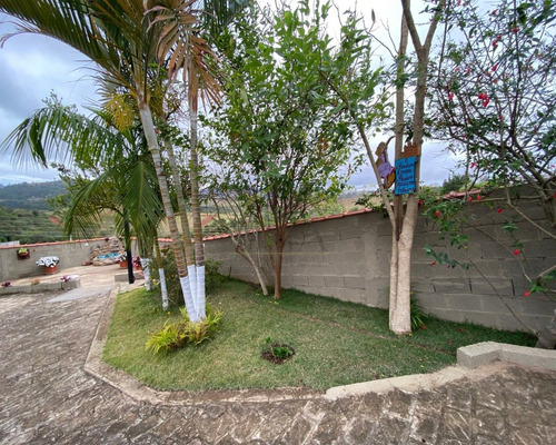 Linda Chácara A Venda, Com Casa De Alto Padrão, Para Lazer Ou Residir Em Piracaia, Vale Do Rio Cachoeira - Ch00043 - 68592605