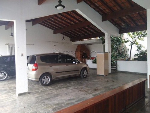 Imagem 13 de 15 de Vendo Linda Casa De Alto Padrao - V-3115