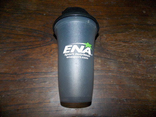 Imagen 2 de 4 de Vaso Mezclador Ena Para Proteinas